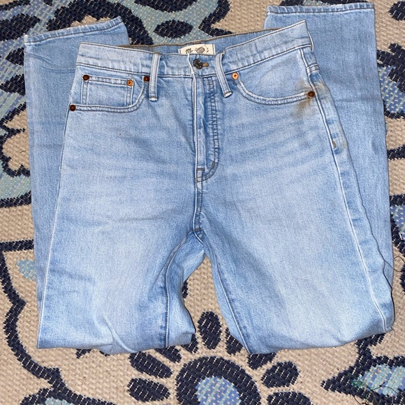 Madewell Classic Straight Jeans in Sayles Wash: Pride Rainbow Selvedge Edition - Picture 5 of 9